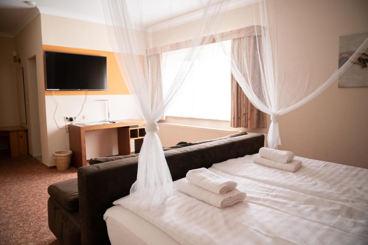 Hotel Am Uckersee Röpersdorf Eksteriør bilde