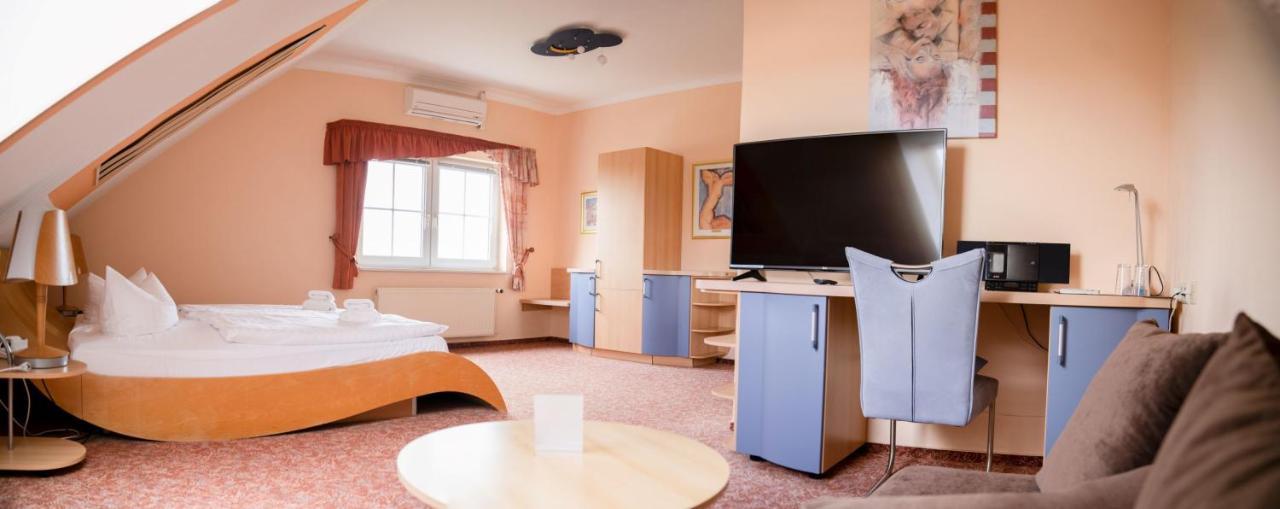 Hotel Am Uckersee Röpersdorf Eksteriør bilde